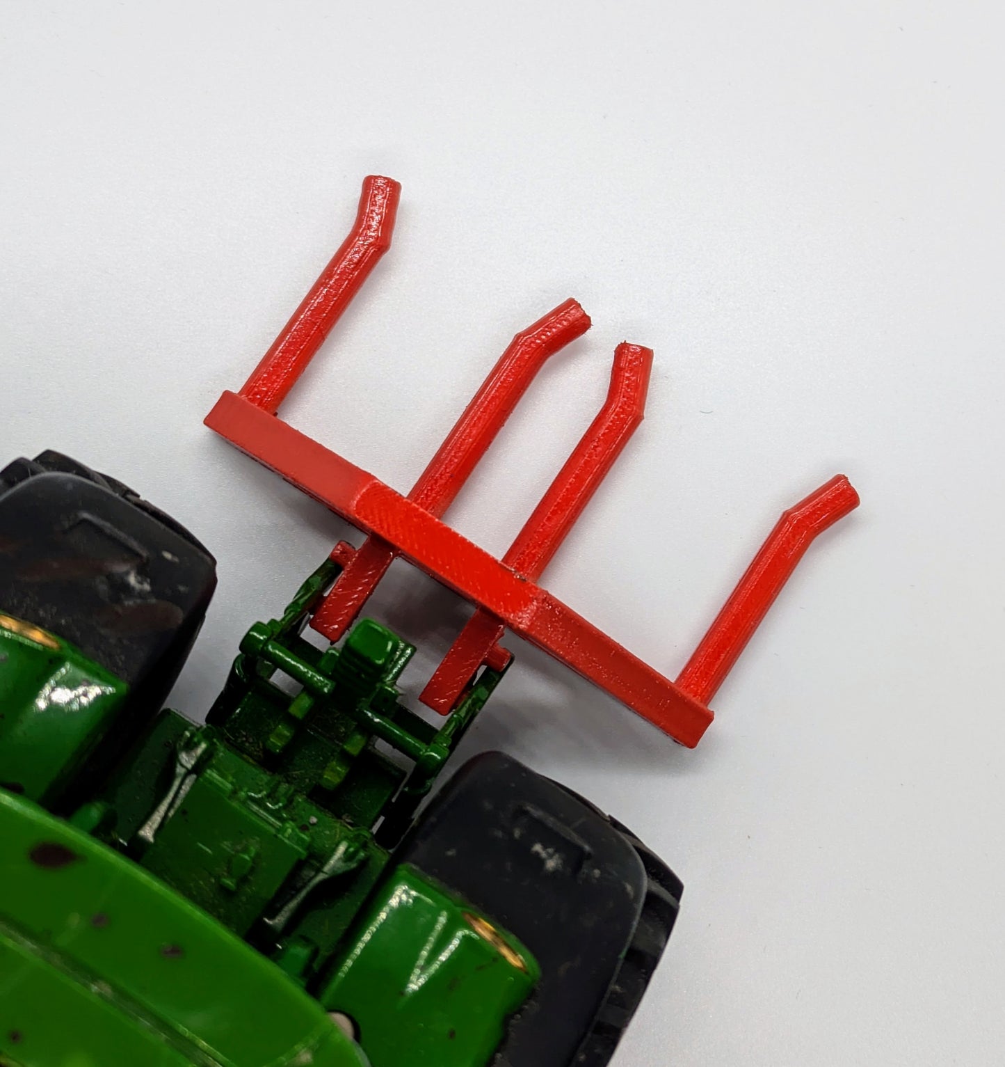 1:32 scale Double Bale Lifter